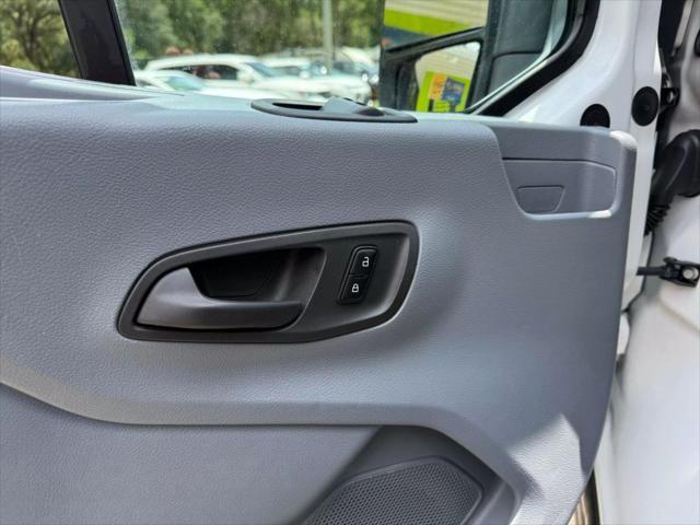 Photo of 2018  Ford Transit-350