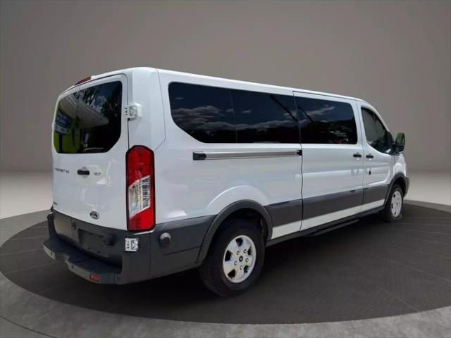 Photo of 2018  Ford Transit-350