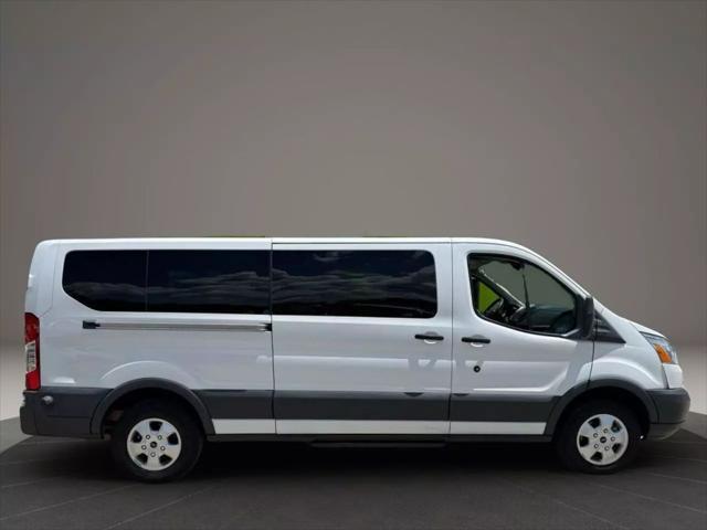 Photo of 2018  Ford Transit-350