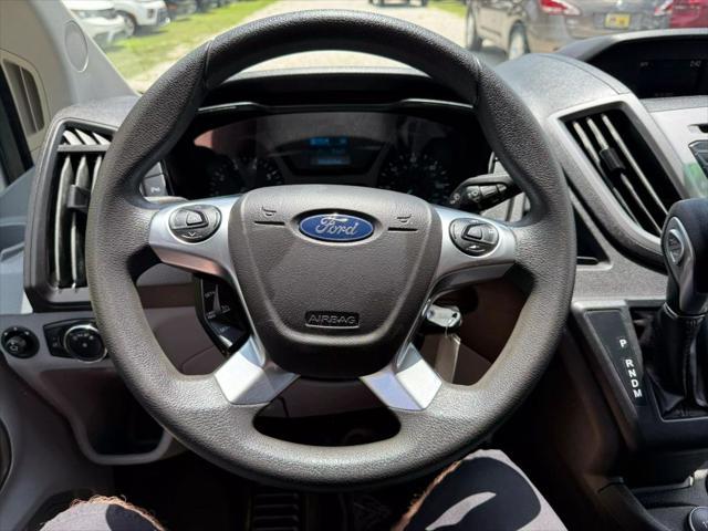 Photo of 2018  Ford Transit-350