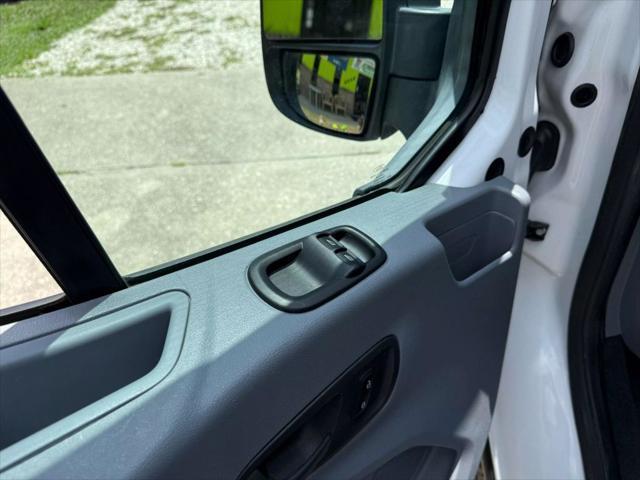 Photo of 2018  Ford Transit-350