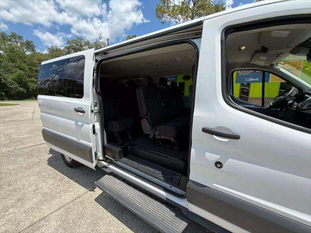 Photo of 2018  Ford Transit-350