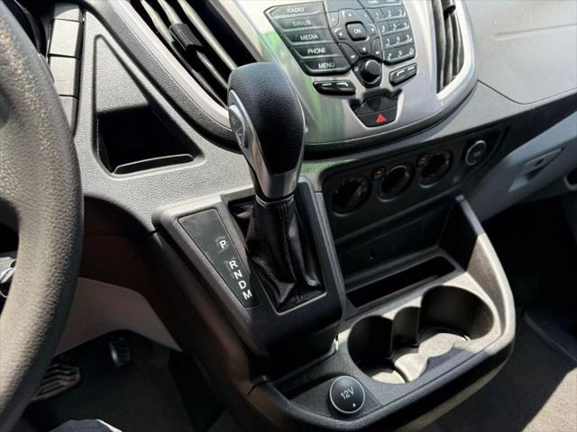 Photo of 2018  Ford Transit-350