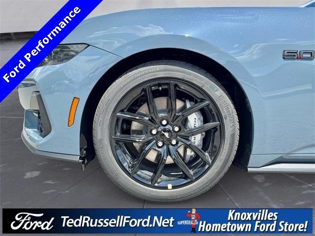 Photo of 2025 Blue Ford Mustang