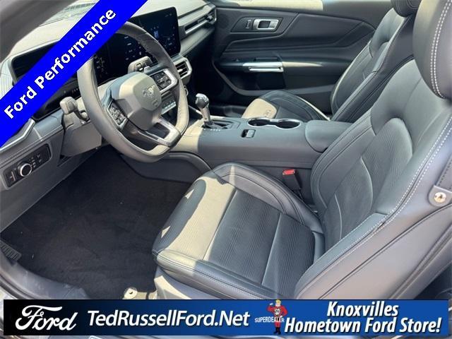 Photo of 2025 Blue Ford Mustang