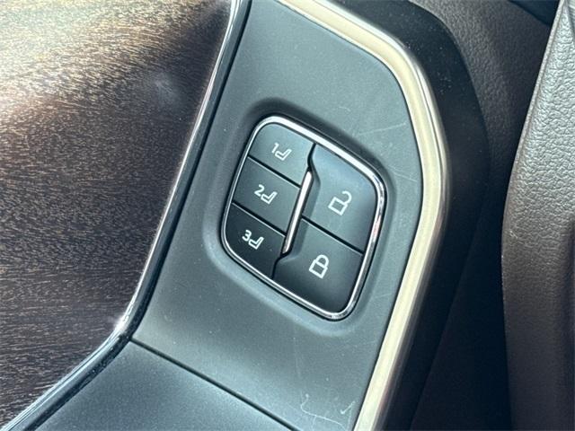 Photo of 2021 White Ford F-150