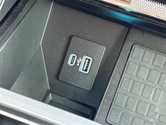 Photo of 2021 White Ford F-150