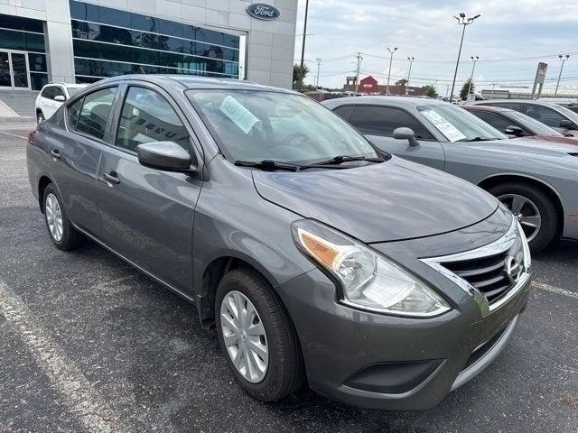 Photo of 2019 Gun Metallic Nissan Versa