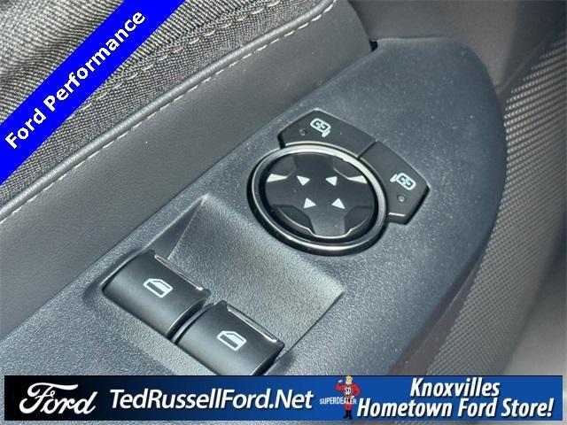 Photo of 2025 White Ford Mustang