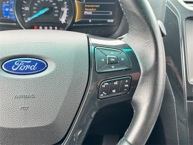 Photo of 2016 Blue Ford Explorer