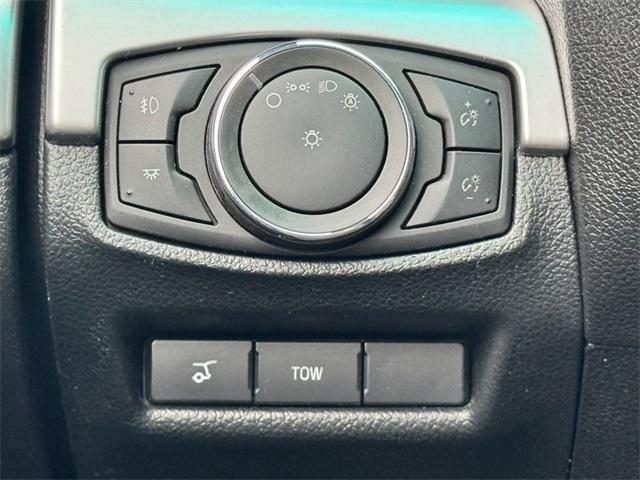 Photo of 2016 Blue Ford Explorer