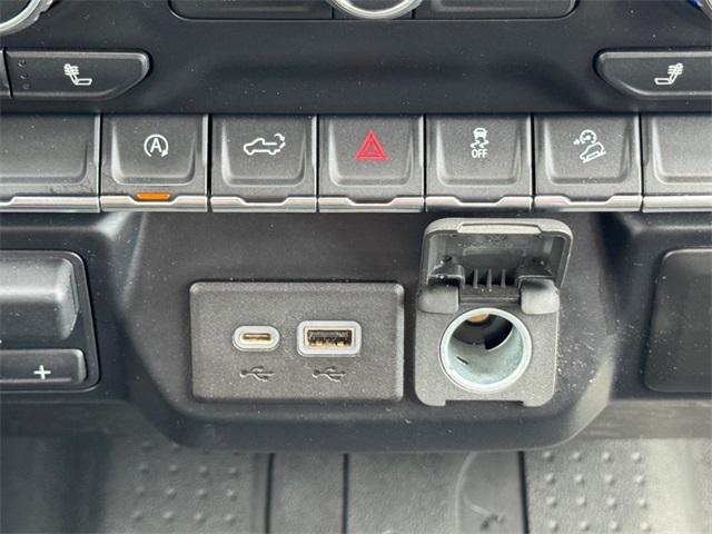 Photo of 2019 Silver Ice Metallic Chevrolet Silverado 1500