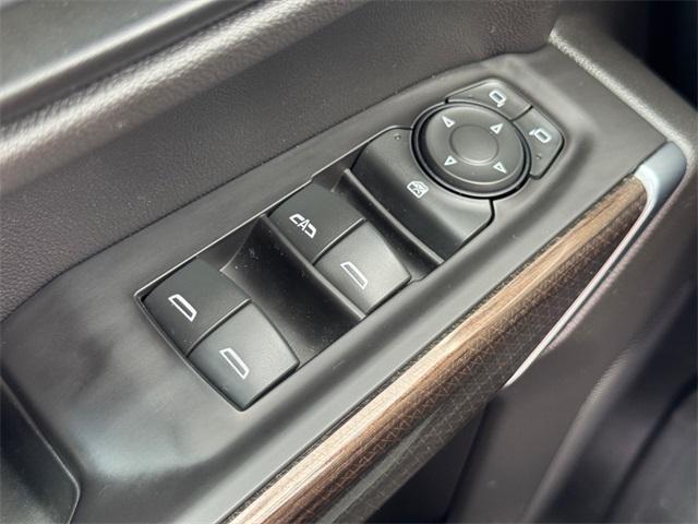 Photo of 2019 Silver Ice Metallic Chevrolet Silverado 1500