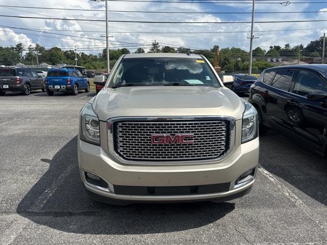 Photo of 2015 Champagne Silver GMC Yukon