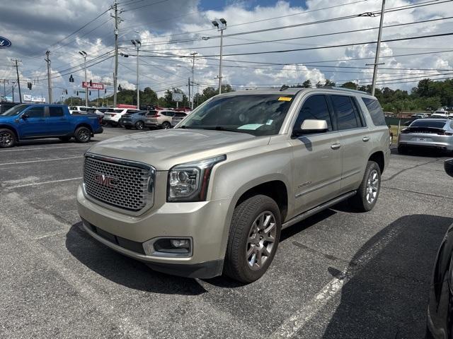 Photo of 2015 Champagne Silver GMC Yukon