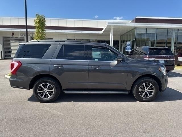 Photo of 2019 Magnetic Ford Expedition