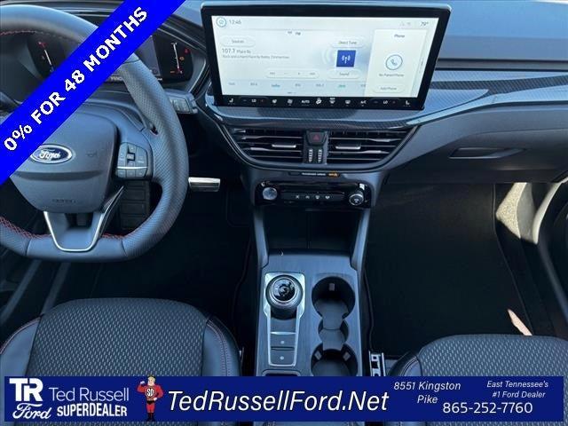 Photo of 2025 White Metallic Ford Escape