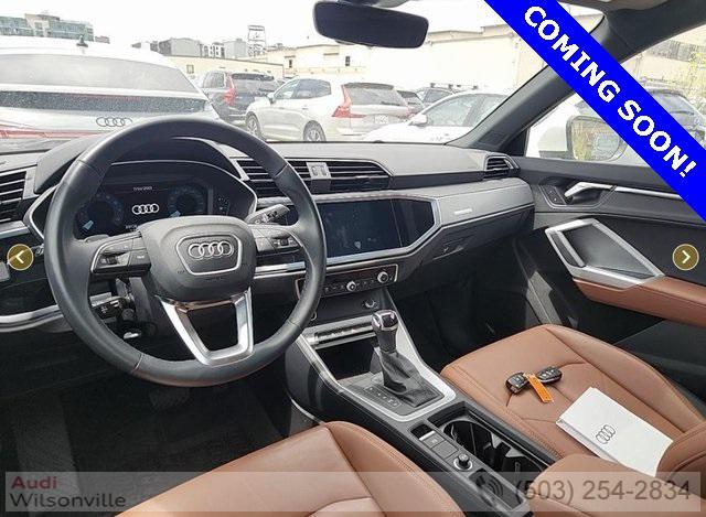 Photo of 2022 Ibis White Audi Q3
