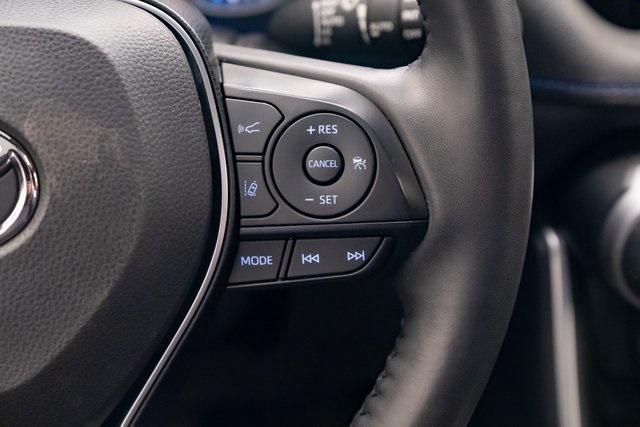 Photo of 2022 Silver Sky Toyota RAV4 Hybrid