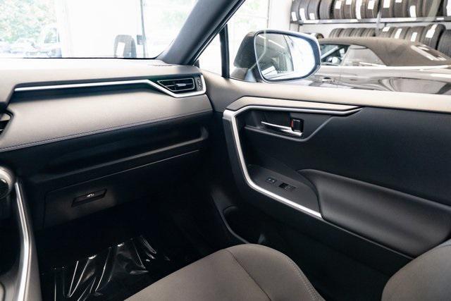 Photo of 2022 Silver Sky Toyota RAV4 Hybrid