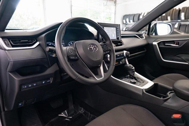 Photo of 2022 Silver Sky Toyota RAV4 Hybrid