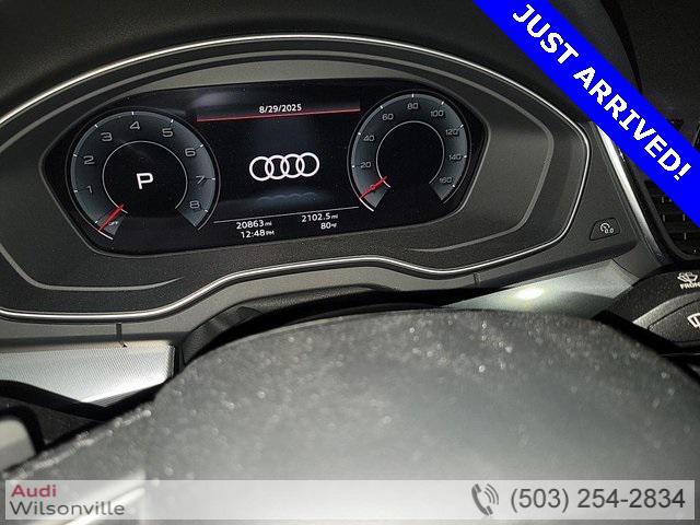 Photo of 2023 Daytona Gray Pearl Effect Audi Q5