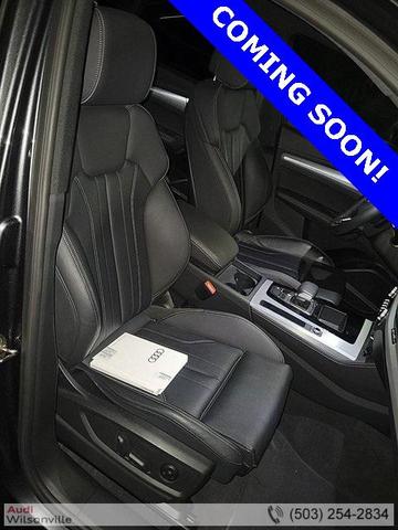 Photo of 2023 Daytona Gray Pearl Effect Audi Q5