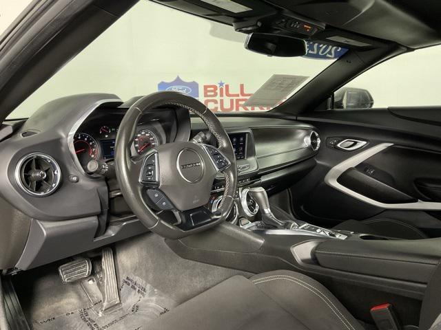 Photo of 2023 Black Chevrolet Camaro