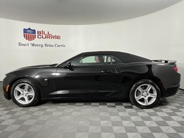 Photo of 2023 Black Chevrolet Camaro