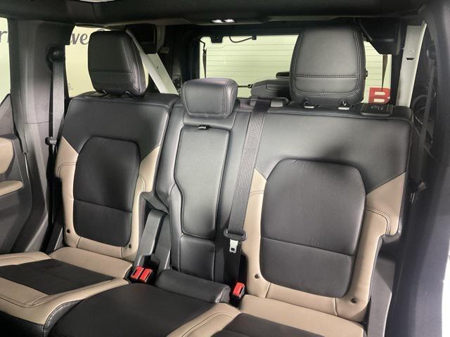 Photo of 2022 Oxford White Ford Bronco