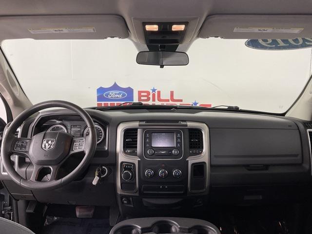 Photo of 2019 Billet Silver Metallic Clearcoat RAM 1500