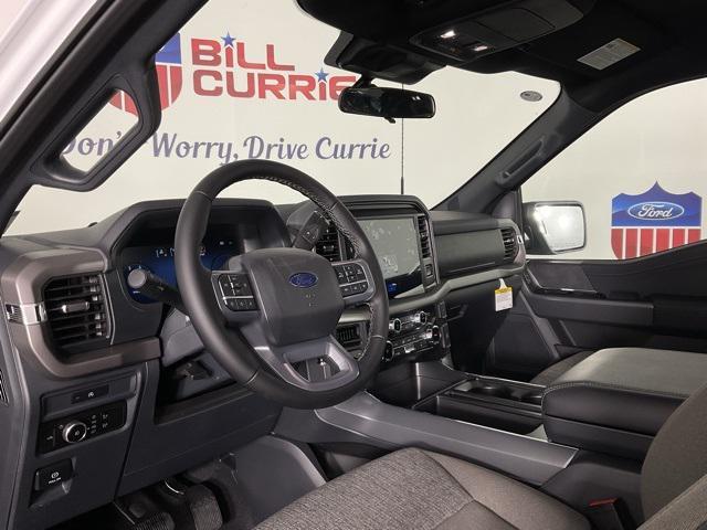 Photo of 2025 Oxford White Ford F-150