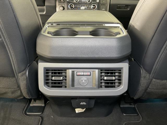 Photo of 2025 Oxford White Ford F-350