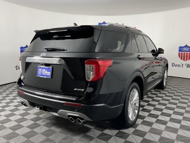 Photo of 2023 Agate Black Metallic Ford Explorer