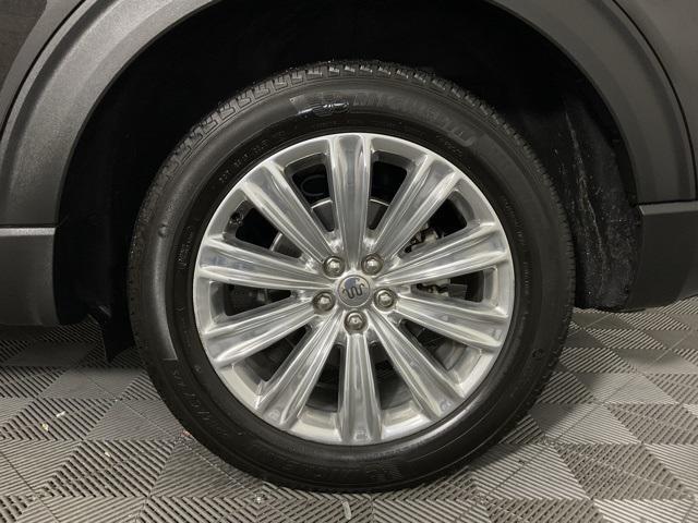 Photo of 2023 Agate Black Metallic Ford Explorer