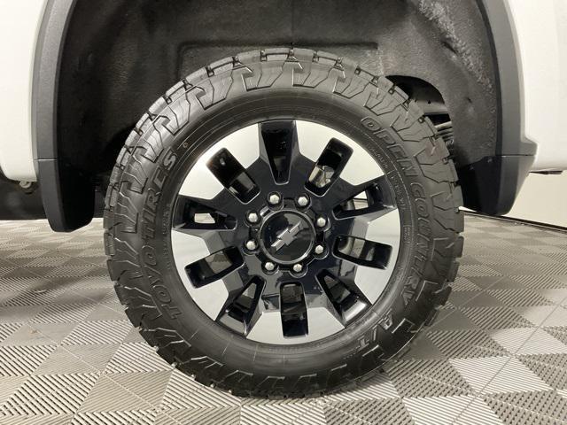 Photo of 2020 Summit White Chevrolet Silverado 2500
