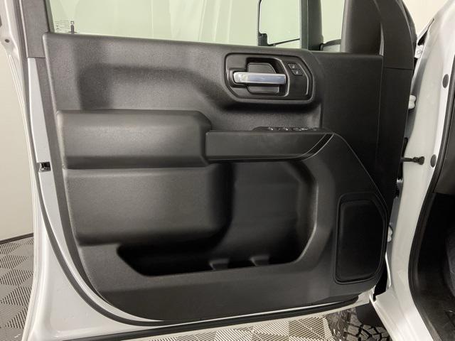 Photo of 2020 Summit White Chevrolet Silverado 2500