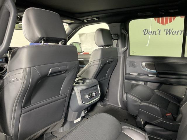 Photo of 2025 Gray Ford Expedition Max