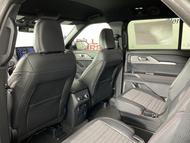 Photo of 2025 Carbonized Gray Metallic Ford Explorer