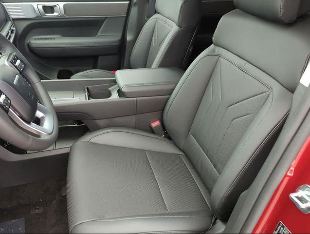 Photo of 2025 Ultimate Red Hyundai SANTA FE