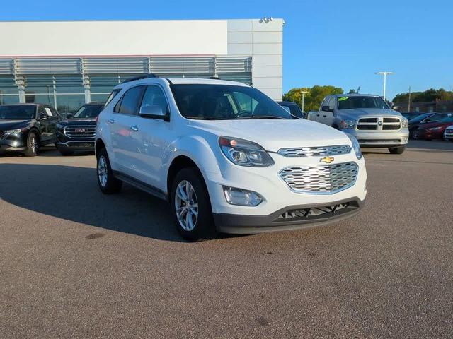 Photo of 2017 Summit White Chevrolet Equinox