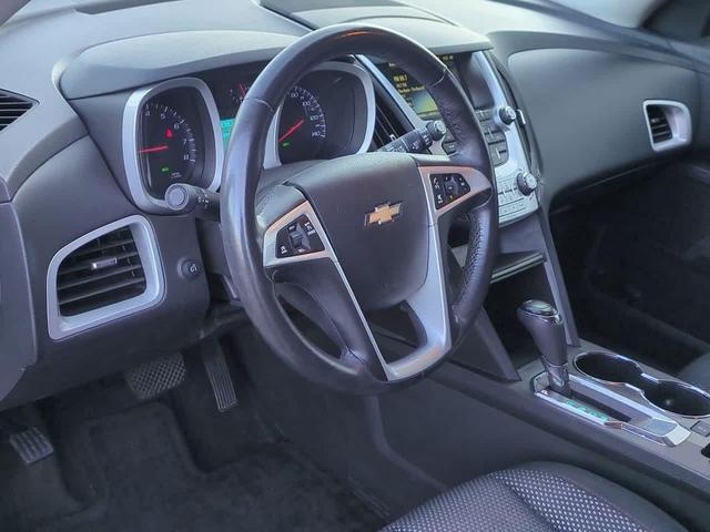 Photo of 2017 Summit White Chevrolet Equinox