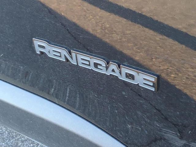 Photo of 2018 Black Jeep Renegade