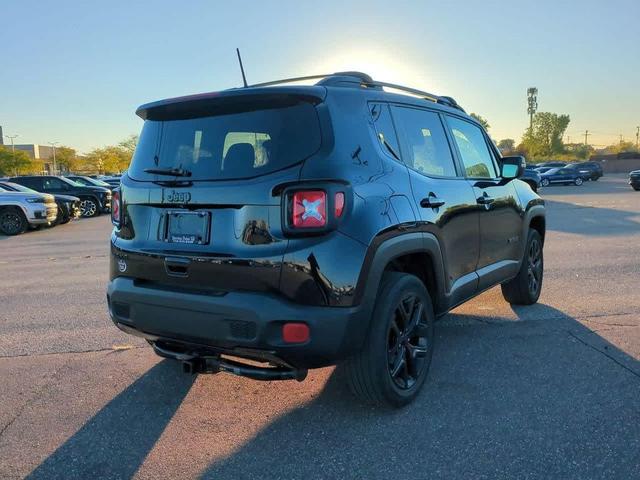 Photo of 2018 Black Jeep Renegade