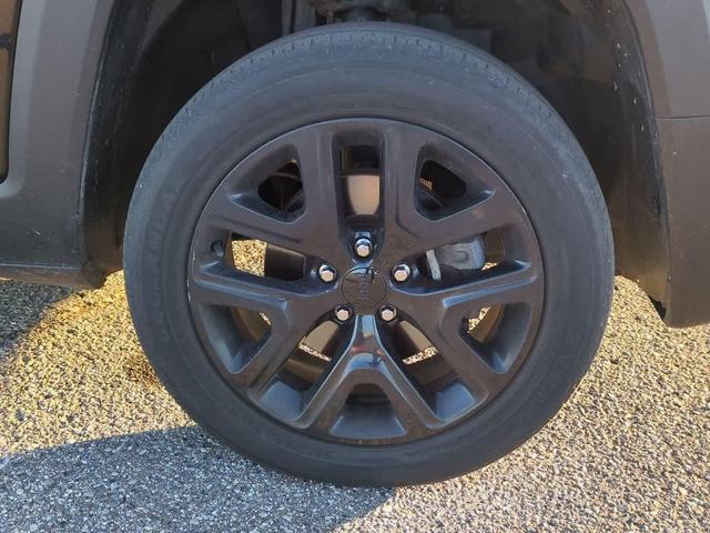 Photo of 2018 Black Jeep Renegade