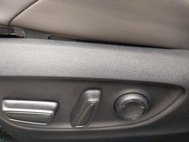 Photo of 2022 Lunar Rock/Ice Edge Roof Toyota RAV4