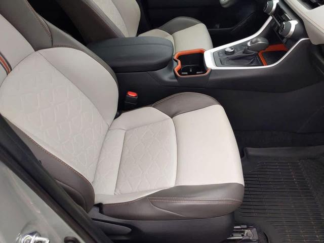 Photo of 2022 Lunar Rock/Ice Edge Roof Toyota RAV4