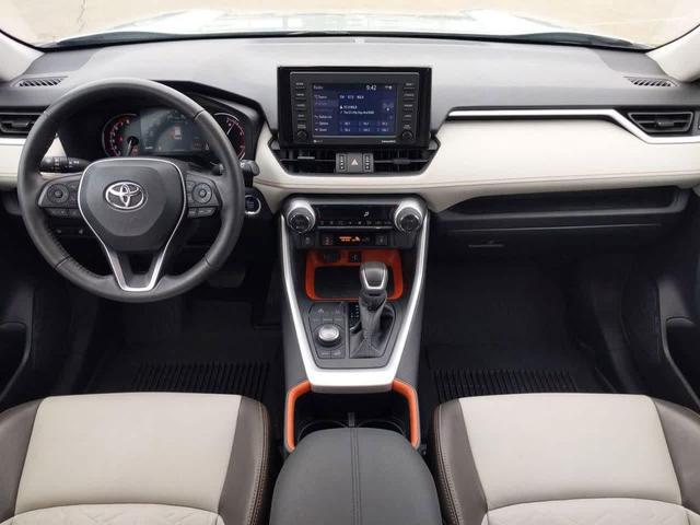 Photo of 2022 Lunar Rock/Ice Edge Roof Toyota RAV4