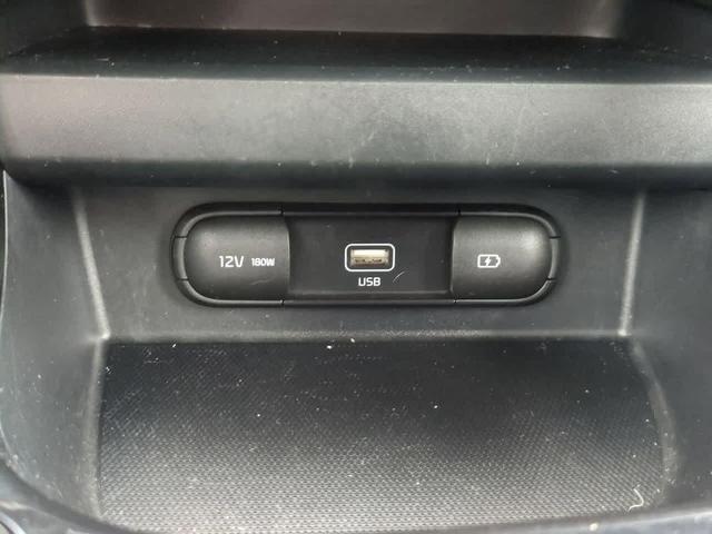 Photo of 2022 Dark Ocean Blue/White Roof Kia Seltos