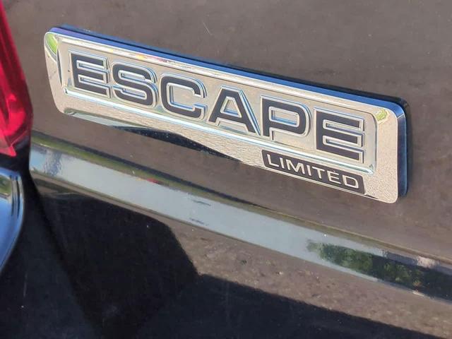 Photo of 2012 Black Ford Escape